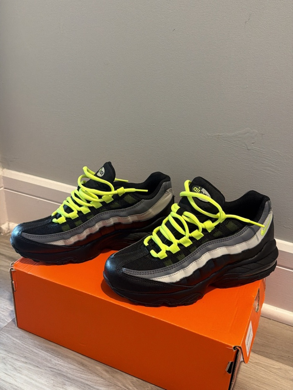 Nike Air max Black & Neon Yellow Reflective Sneakers